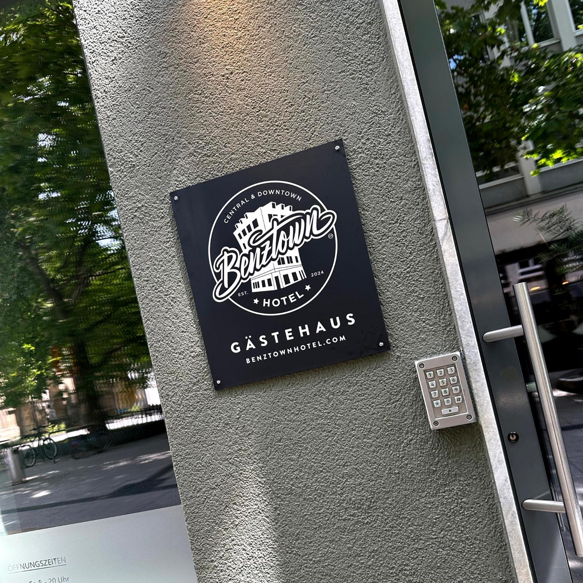Benztown Hotel Gaestehaus Stuttgart Kültér fotó