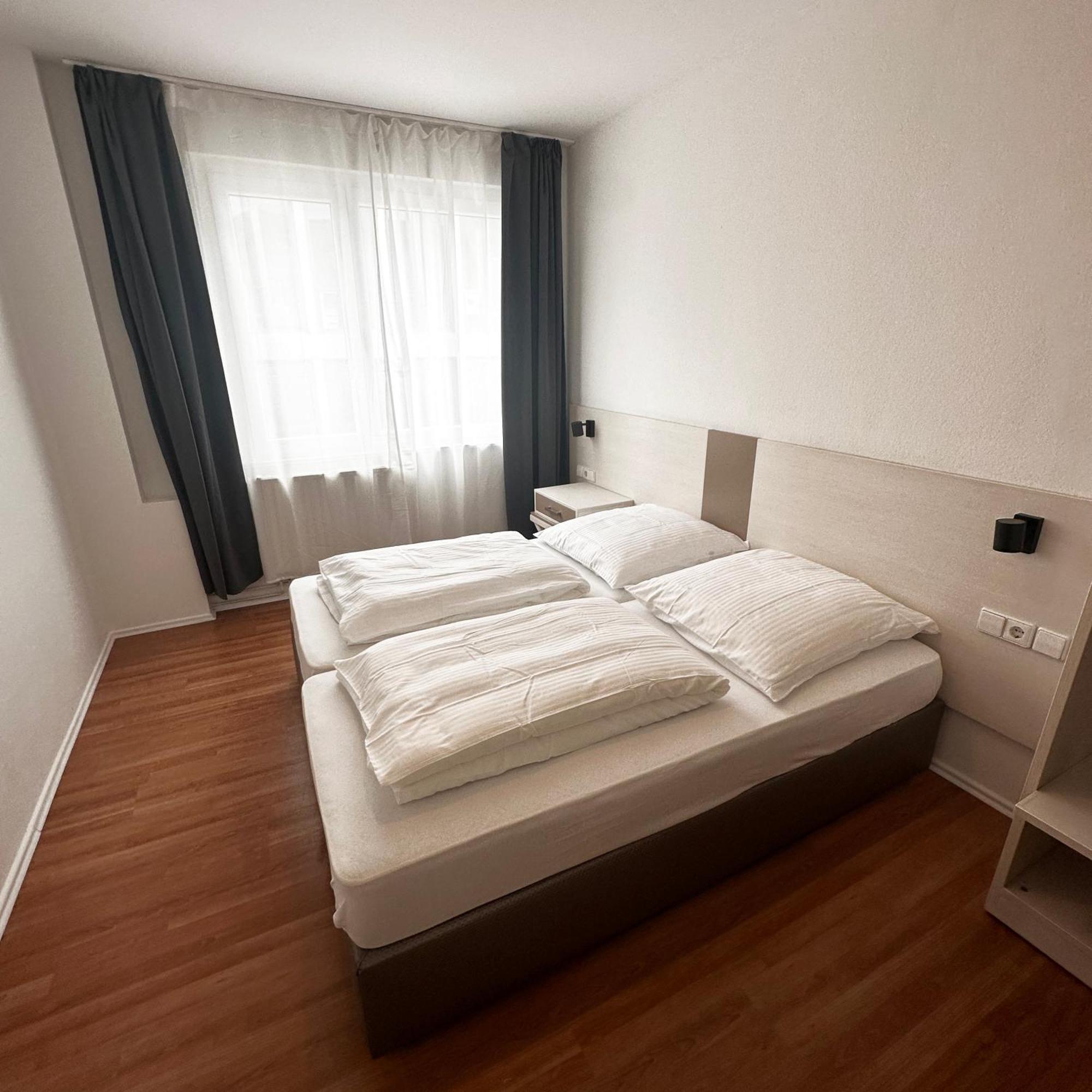 Benztown Hotel Gaestehaus Stuttgart Kültér fotó